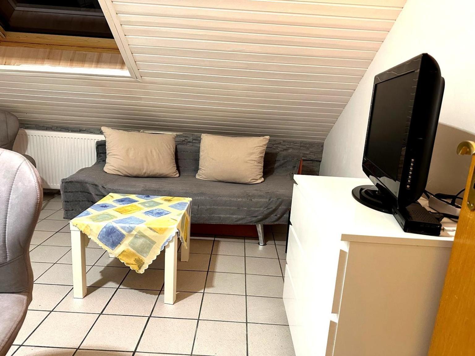 Apartment Ruhige Unterkunft, Parkplaetze & Top- Anbindung Zur & Messe Düsseldorf